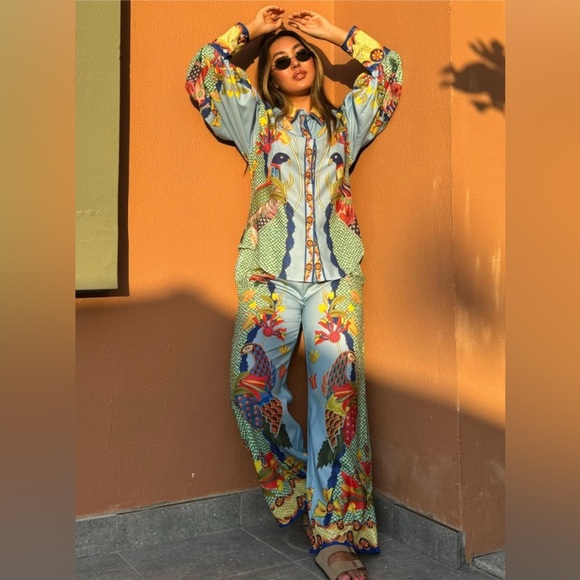 Colorful Peacock Print Matching Set | Button Shirt & Wide Leg Pants | Size Large - Picture 1 of 7